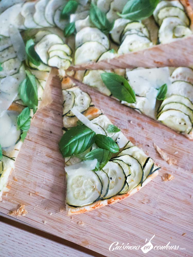 Tarte-fine-de-courgette-au-basilic - Tarte fine de courgettes au parmesan