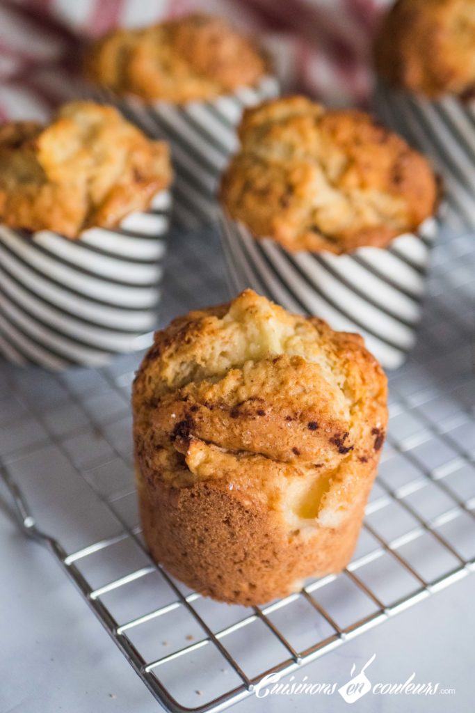 Muffins-aux-pommes-2-683x1024 - Muffins aux pommes et à la cannelle