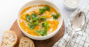 Veloute-de-butternut-au-lait-de-coco-3-scaled-e1604945991393-351x185 - Cuisinons En Couleurs