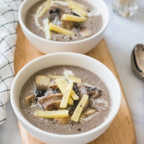 Velouté de champignons au Cantal