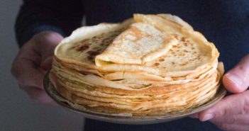 Crêpes faciles maison et HYPER moelleuses