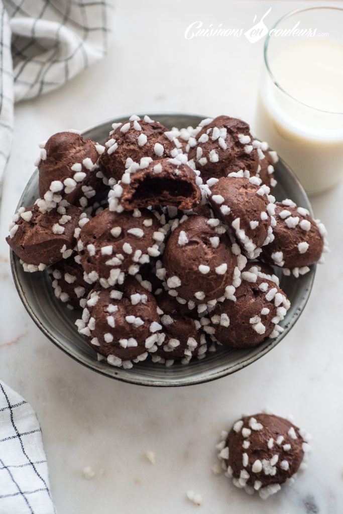 chouquettes-chocolat-4-683x1024 - Chouquettes au chocolat HYPER bonnes !