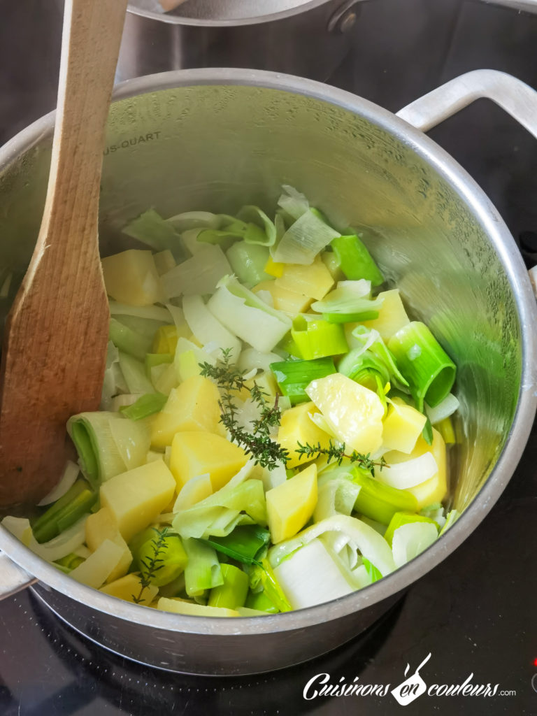 veloute-de-poireaux-pommes-de-terre-et-thym-9-768x1024 - Velouté de poireaux et pommes de terre au thym