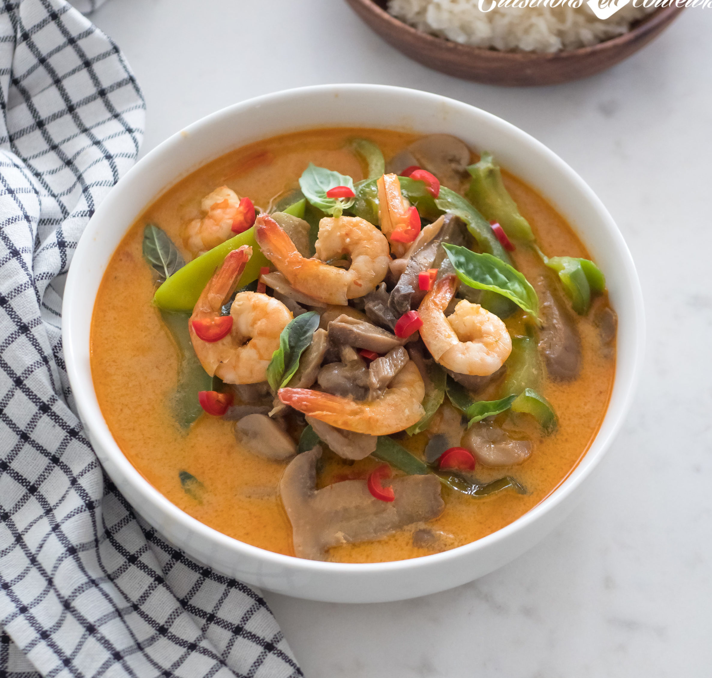 Crevettes au curry rouge et au lait de coco - Cuisinons En Couleurs