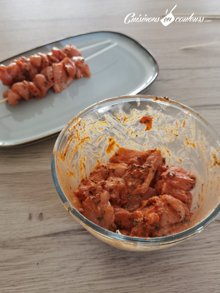 Brochettes de poulet au paprika et moutarde