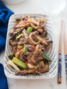 Boeuf aux 3 oignons HYPER facile