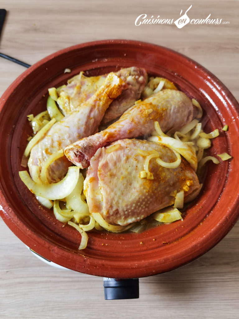 tajine-poulet-frites-4-768x1024 - Tajine de poulet mqualli aux olives et citron confit