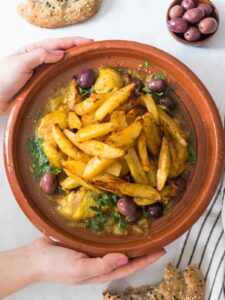 Tajine de poulet mqualli aux olives et citron confit