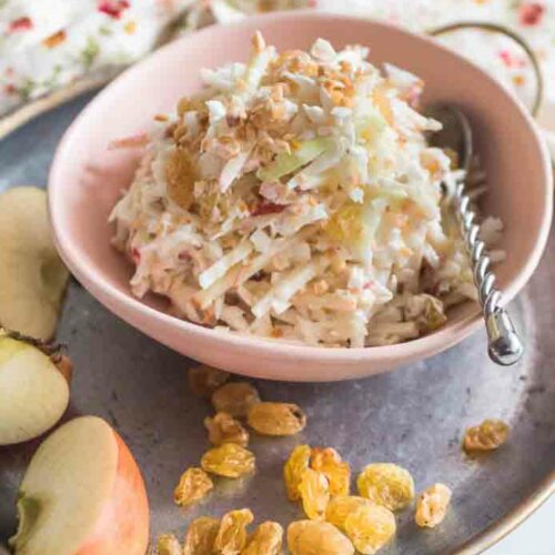 Salade de chou blanc à la pomme et à la fleur d’oranger