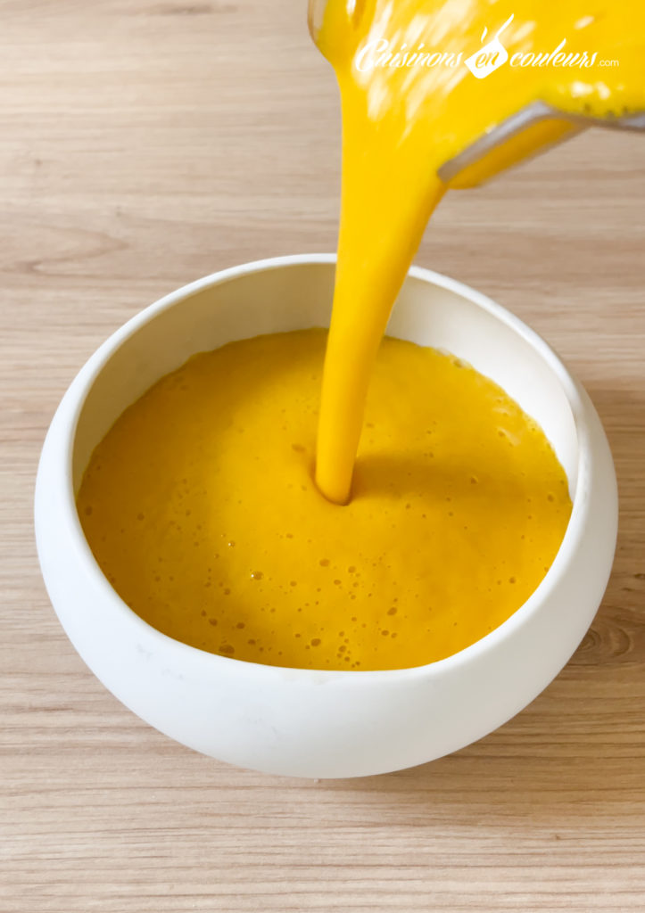 veloute-de-carottes-au-tahini-12-723x1024 - Velouté de carottes au sésame