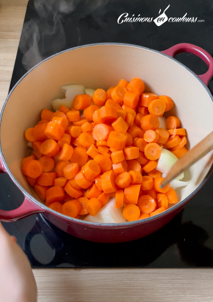 veloute-de-carottes-au-tahini-7-723x1024 - Velouté de carottes au sésame