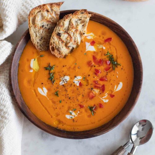 Gaspacho de tomates et poivrons cuits