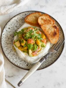 Ceviche de saumon à l’avocat et à la mangue