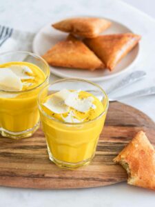 Velouté de carottes au parmesan