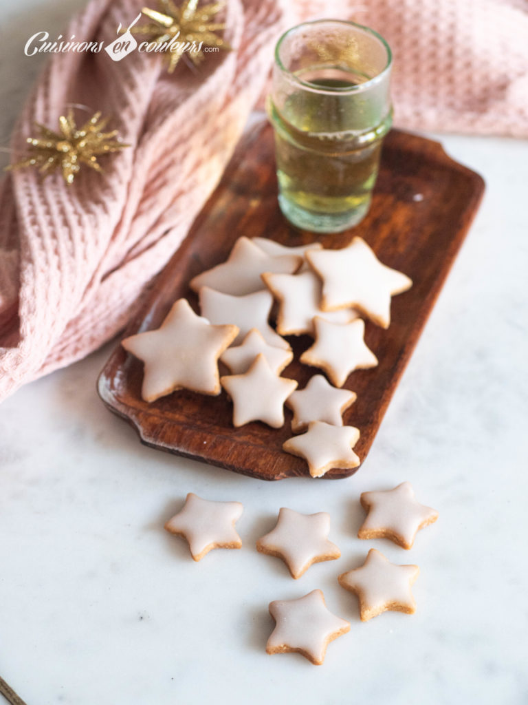 Sable%CC%81s-e%CC%81toile%CC%81s-au-citron-8-768x1024 - Comment préparer une boîte de biscuits de Noël ?