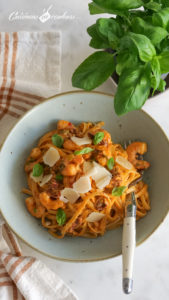 Linguine aux crevettes et aux tomates séchées