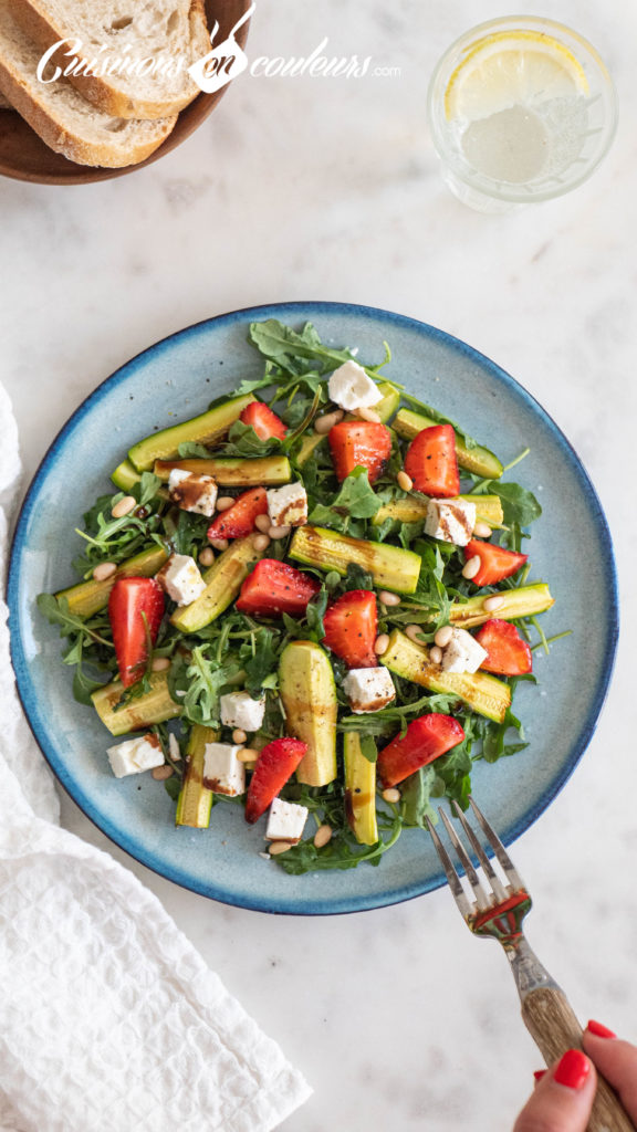 Salade-de-courgettes-9-576x1024 - Salade de courgettes, fraises et feta