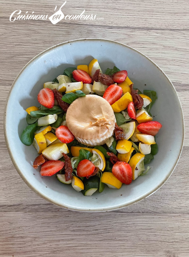 Salade-de-mâche-aux-courgettes-rôties-6-754x1024 - Salade de burrata fumée aux courgettes rôties et fraises