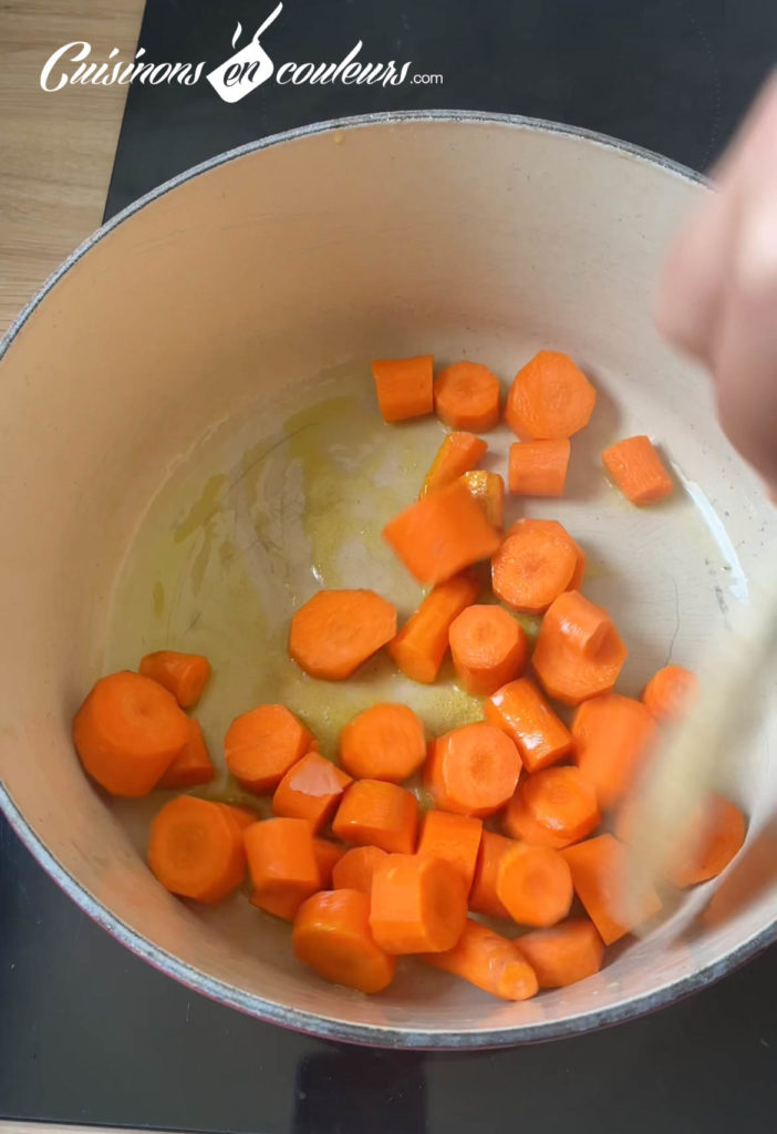 Veloute%CC%81-de-carottes-aux-lentilles-corail-702x1024 - Velouté de carottes, lentilles corail & lait de coco