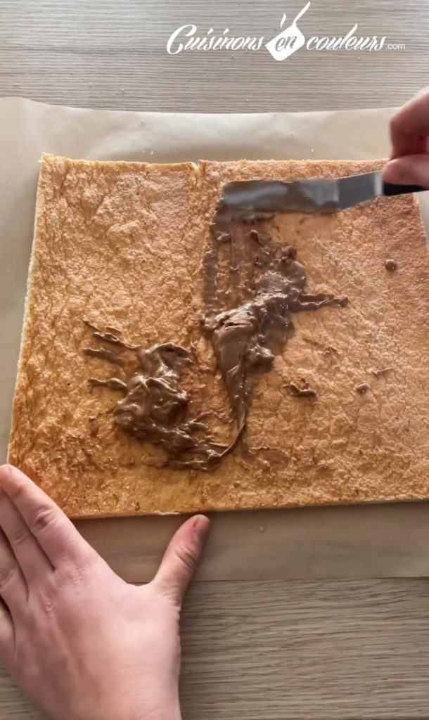 Pr&eacute;parez votre biscuit &agrave; rouler comme je vous l&rsquo;ai montr&eacute; ici puis laissez-le&hellip;