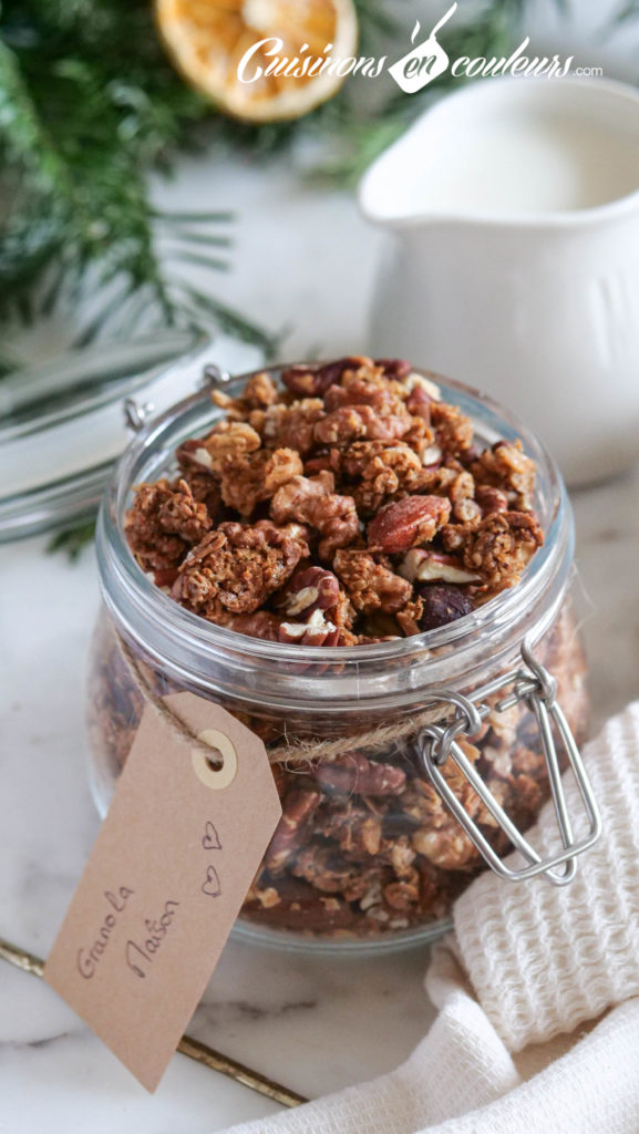 Granola-maison-577x1024 - 20 idées de cadeaux gourmands maison