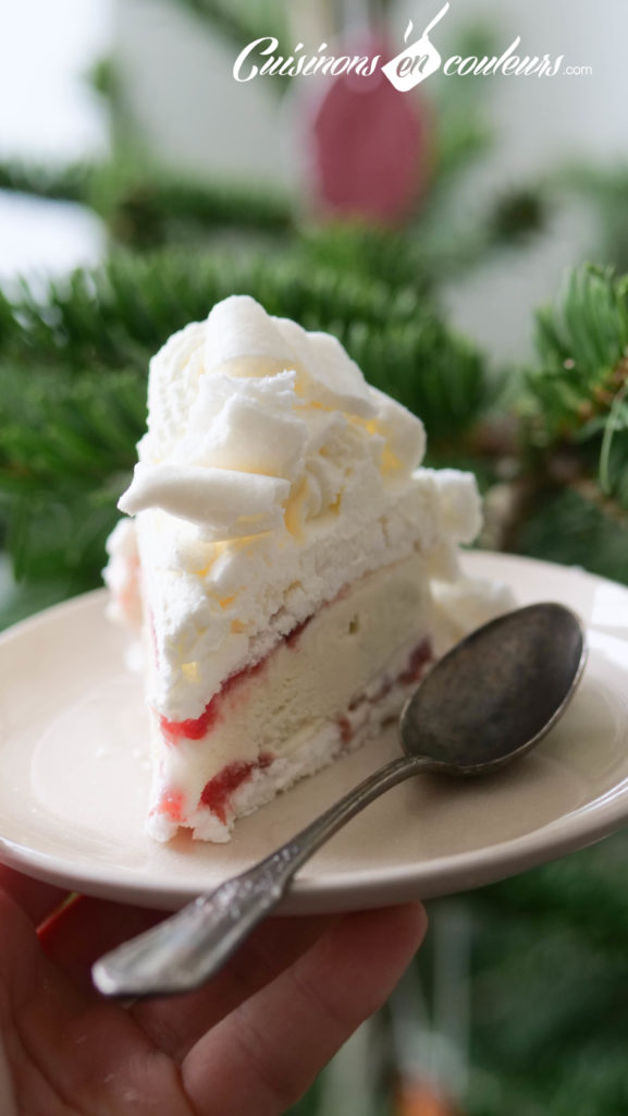 Vacherin-aux-fruits-rouges-16-577x1024 - Vacherin aux fruits rouges: un dessert frais et rapide