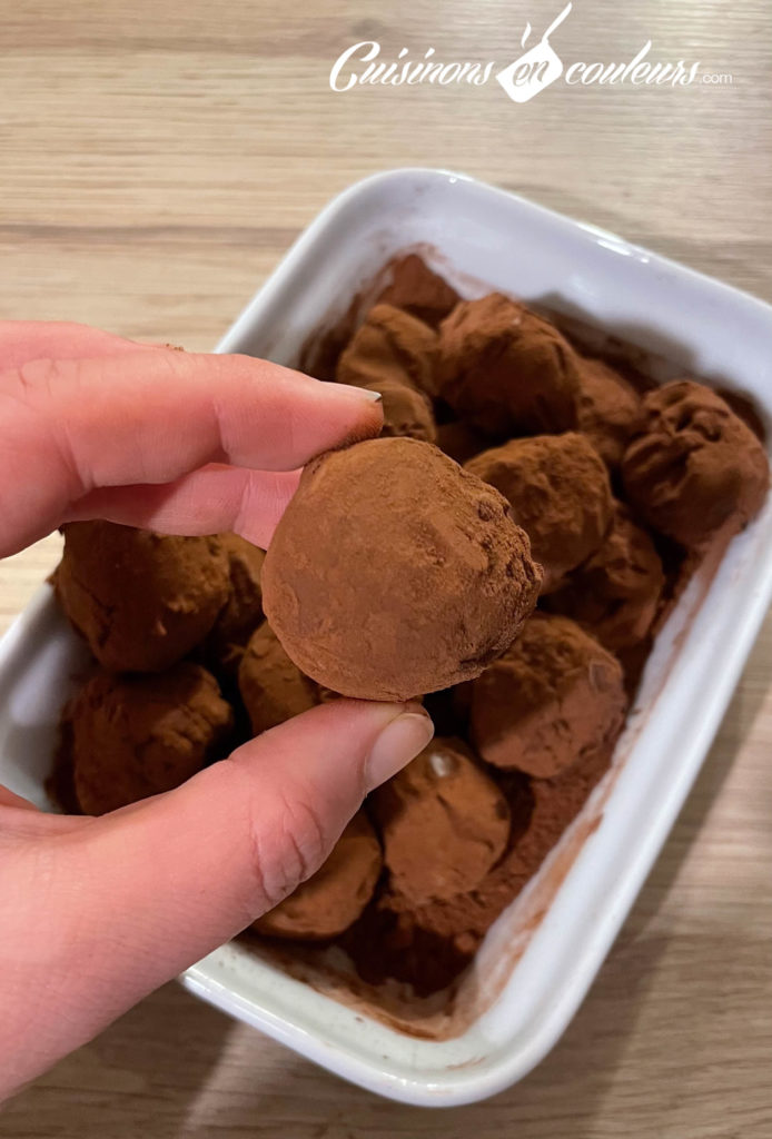 truffes-au-chocolat-maison-22-694x1024 - Truffes au chocolat maison