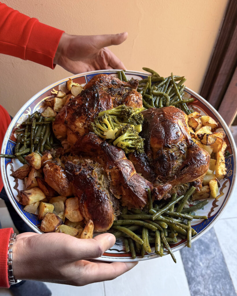 Poulet farci aux vermicelles et aux légumes