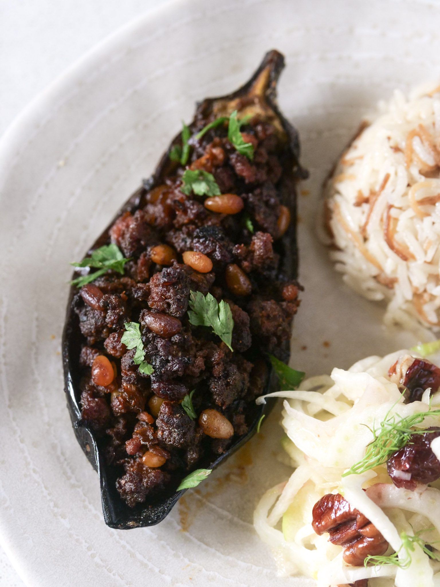 Aubergines farcies à la viande hachée et aux pignons (Recette d'Ottolenghi)