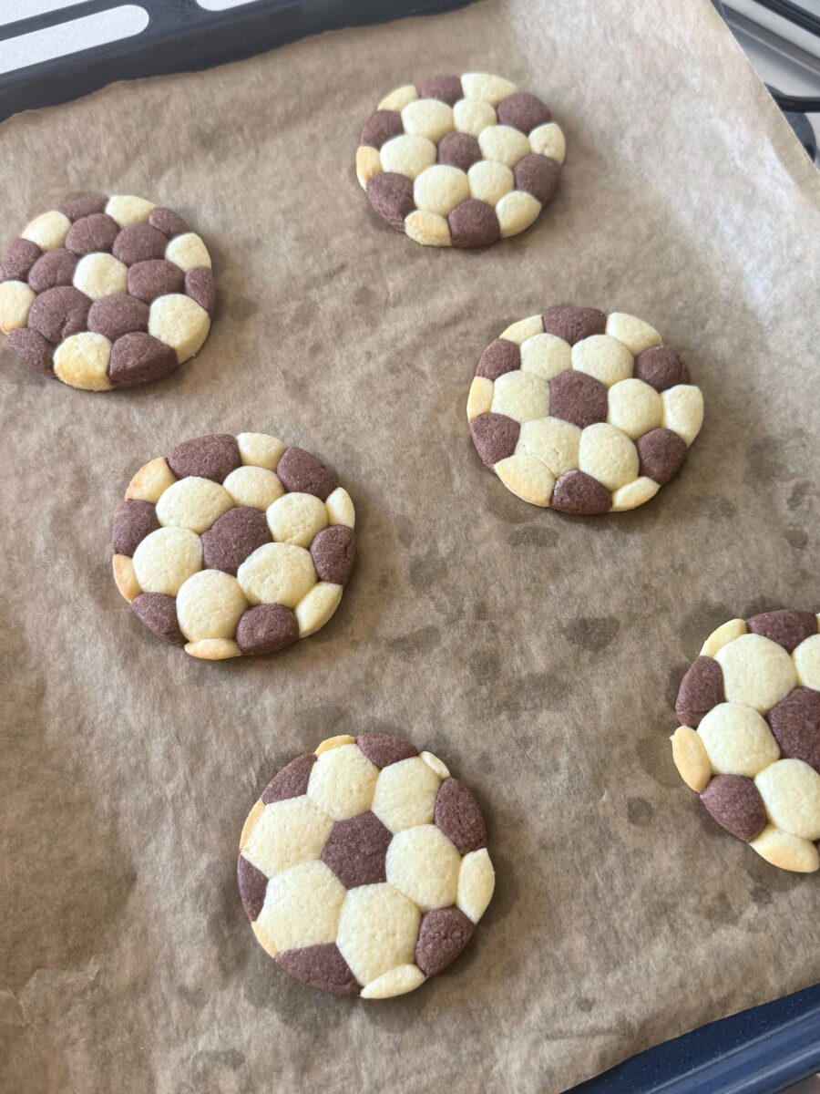 Cookies en forme de ballon de football