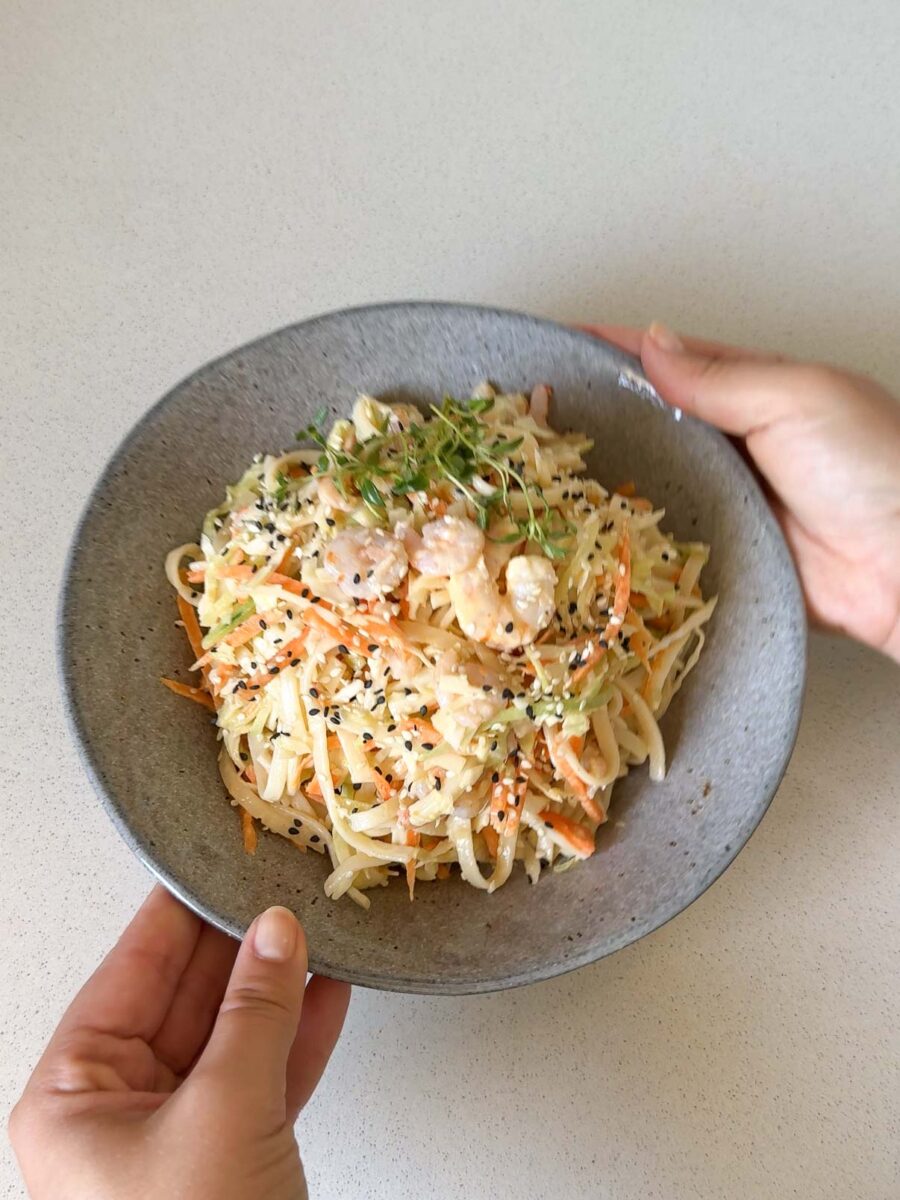 Salade kani au surimi et aux crevettes