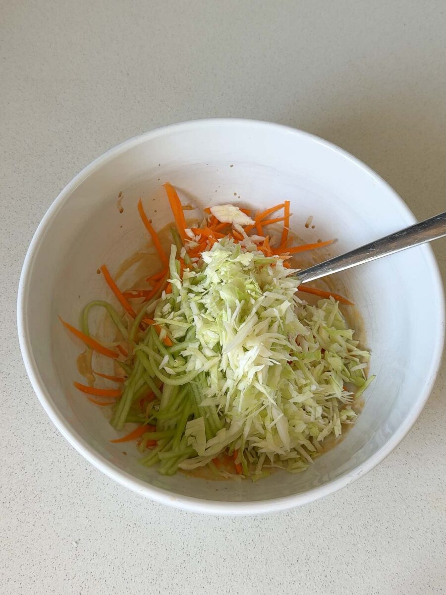 Salade kani au surimi et aux crevettes
