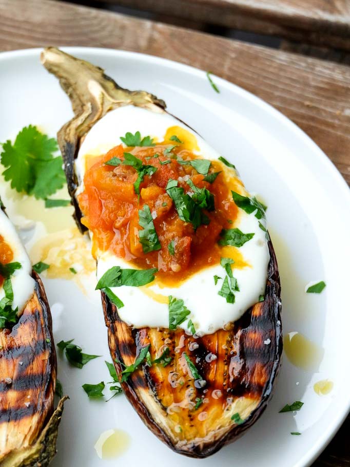 Aubergines-au-four-a-la-sauce-tomate-682×1024-2