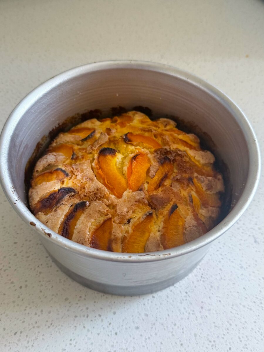 Enfournez 35 à 40 minutes à 180°C. Vérifiez la cuisson avec la lame d’un couteau, puis…