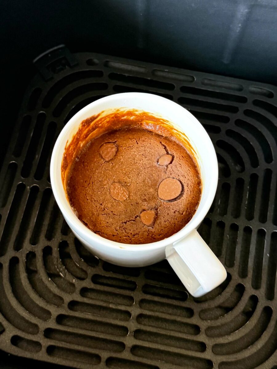Faites cuire 12 minute &agrave; l&rsquo;airfryer en mode bake &agrave; 160&deg;C.